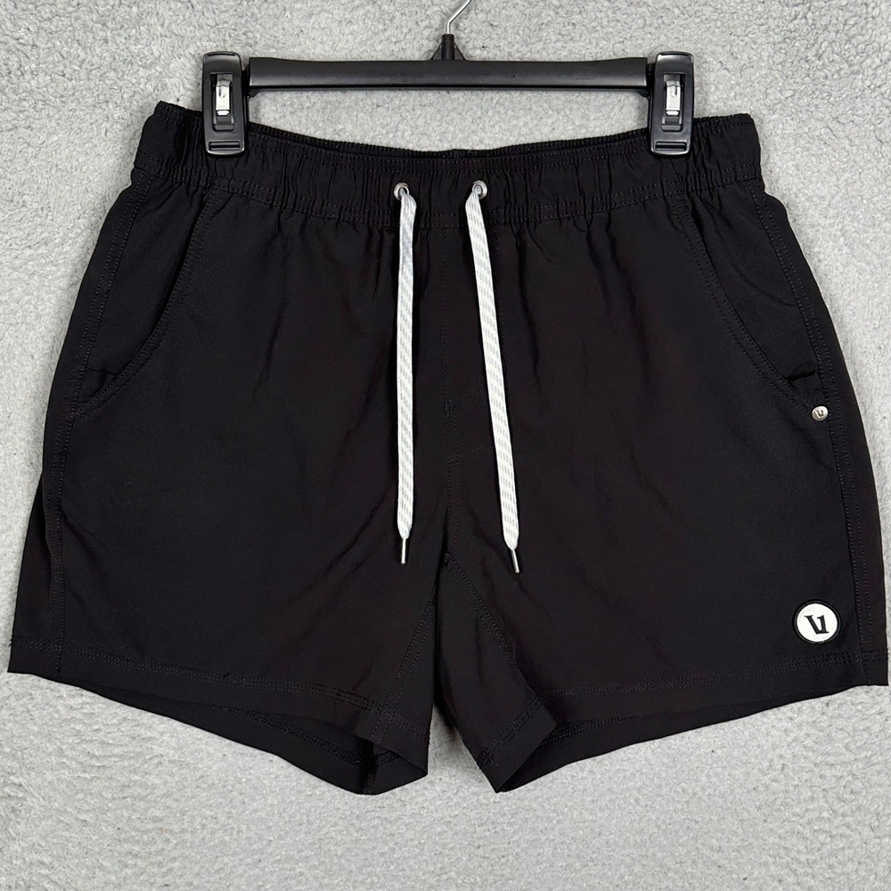 Vuori Kore Shorts Mens Medium Black 5 Inch Inseam Lined Athletic Stretch Waist
